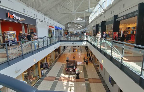 RiverTown Crossings - PHOTO FROM MALL WEBSITE